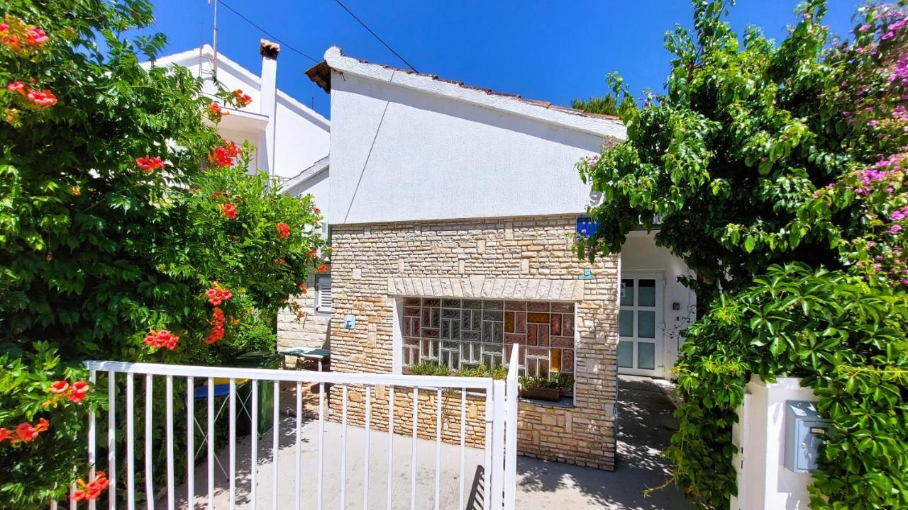 Holiday Home Zora - Family Vacation House Near Protected Area Of The Nature Park Kamenjak, With Green Yard, Wifi, Air-Con Premantura Extérieur photo