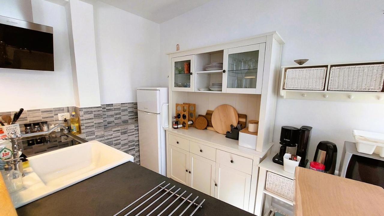 Holiday Home Zora - Family Vacation House Near Protected Area Of The Nature Park Kamenjak, With Green Yard, Wifi, Air-Con Premantura Extérieur photo