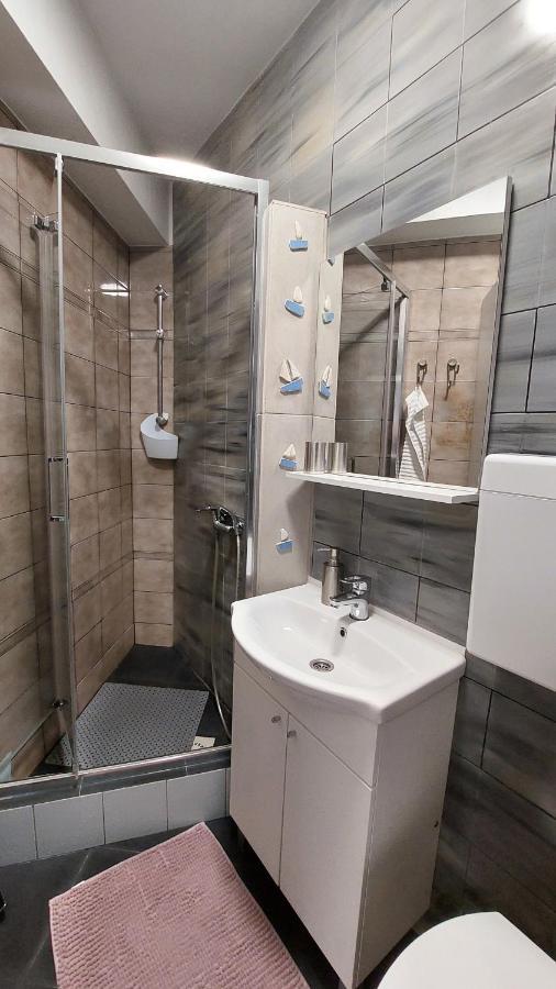 Holiday Home Zora - Family Vacation House Near Protected Area Of The Nature Park Kamenjak, With Green Yard, Wifi, Air-Con Premantura Extérieur photo